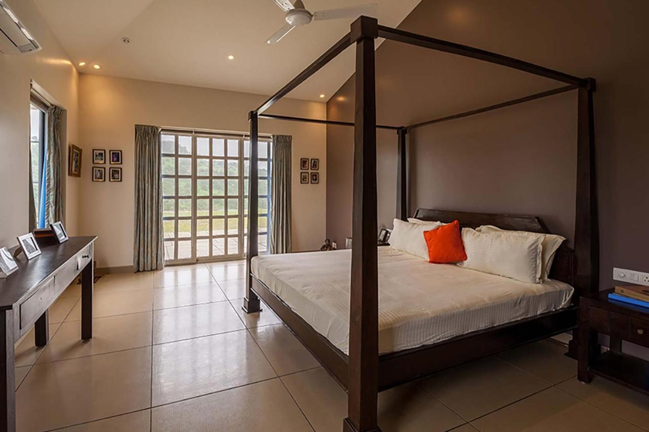 Stayvista'S Shivom Villa 12 - A Serene Escape With Views Of The Valley And Lake Lonavala Exterior photo